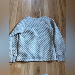 L.L. Bean Light Gray Quilted Top